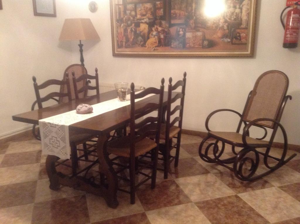 Apartamentos Turisticos Ca Ramon Beniarrés Oda fotoğraf
